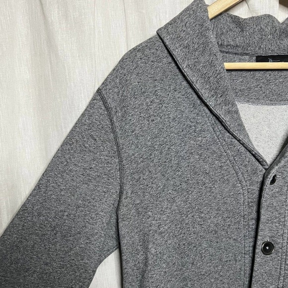 Marc Anthony Men's Heather Gray Long Sleeve Button Front Cardigan Sweater Size M - Picture 4 of 12